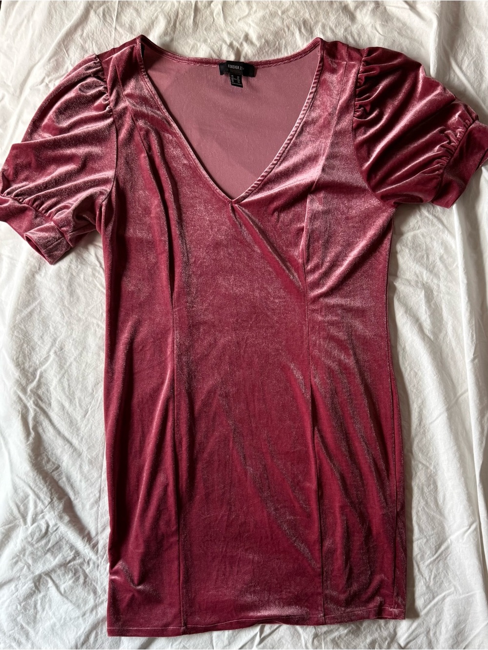 Forever 21 Velvet V-Neck Short Sleeve Tunic in Dark Pink